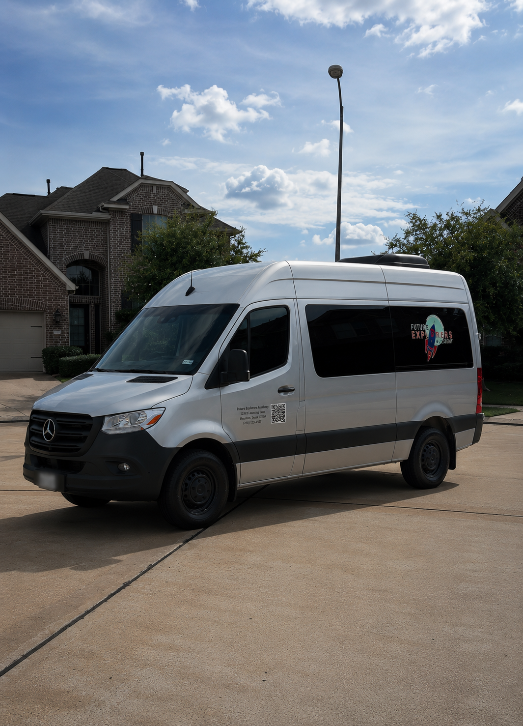 Sprinter Van - Front View